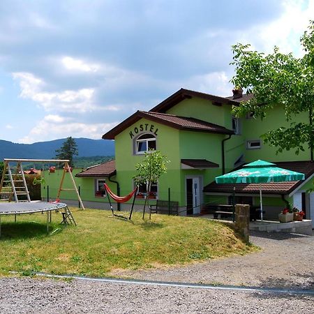 Hostel Ociski Raj Kozina Exterior photo
